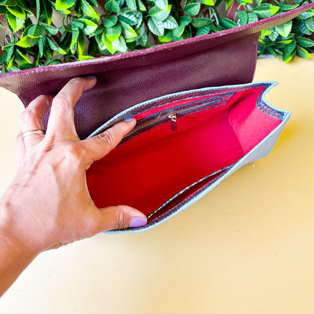 Arrow clutch -Mola Series